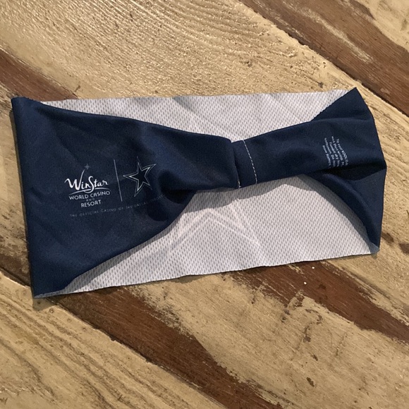 NWOT! DALLAS COWBOYS STRETCHY KOOLGATOR HEADBAND! NEVER WORN! PERFECT CONDITION! - Picture 2 of 4